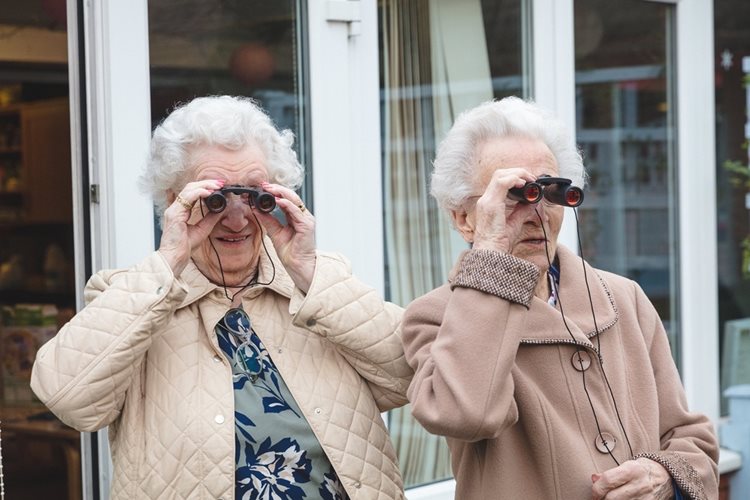 Highmarket House residents flock together for birdwatch